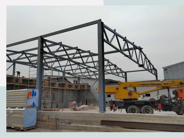 Строительство цехов в Борзе